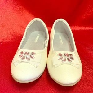 Never before worn Carter’s flats!